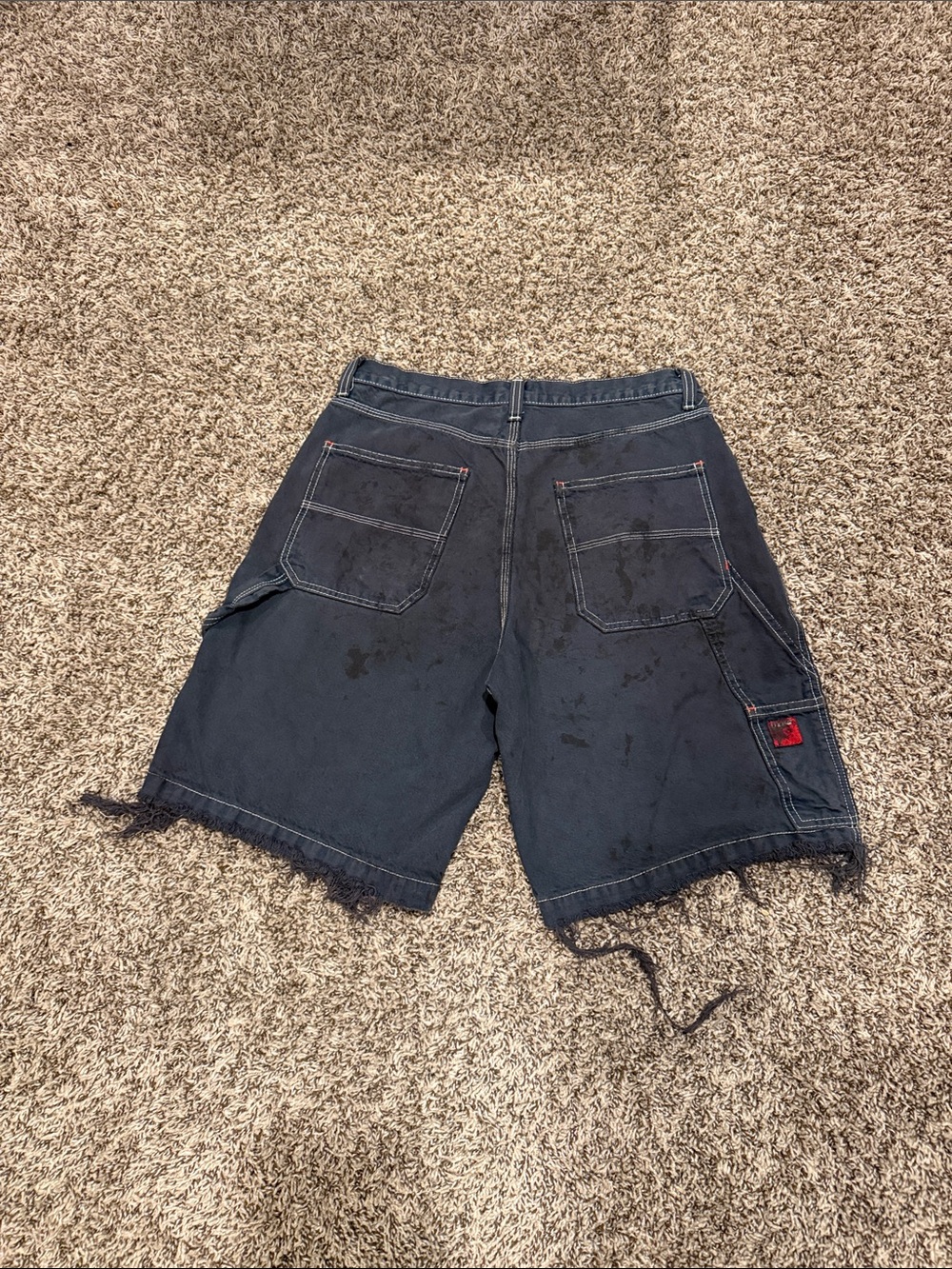 Shorts - Picture 2 of 5